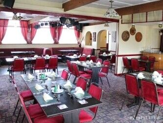 CARMARTHENSHIRE - SUBSTANTIAL WELL APPOINTED PUBLIC HOUSE & RESTAURANT