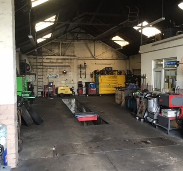AWARD WINNING GARAGE SERVICES - NOTTINGHAMSHIRE Photo 3