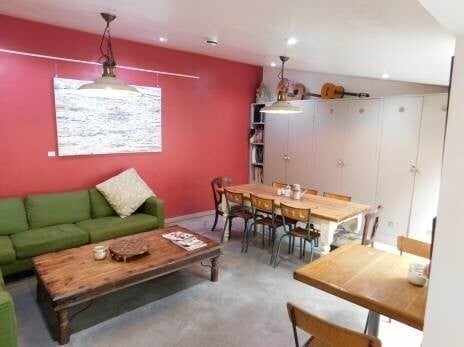 Established & Vibrant Cafe in Somerset Photo 3