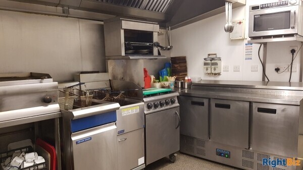 BUSINESS FOR SALE with LEASEHOLD PROPERTY Photo 3