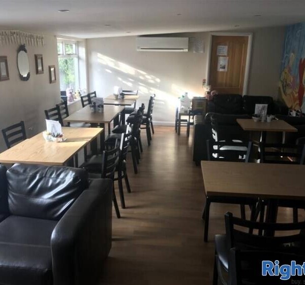 Baileys Coffee Shop And Sandwich Bar - Kent Photo 3
