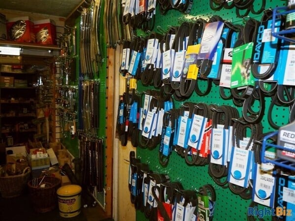 Vehicle Accessories For Sale in Pontefract Photo 3