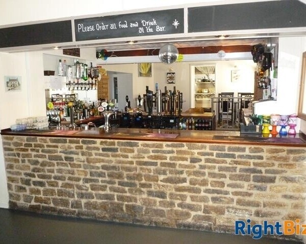 Popular leasehold Free house near to Frome Somerset with lovely beer garden Photo 3