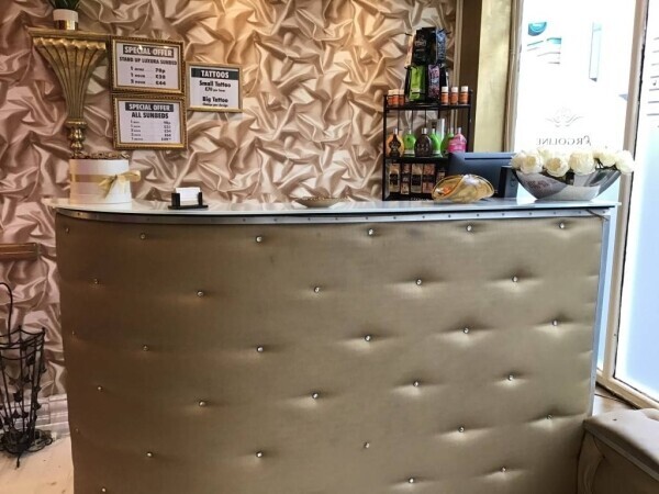 Established Tanning Salon In A High Footfall Area Photo 3