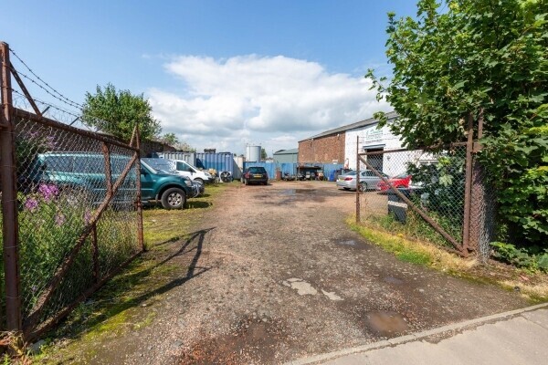UNDER OFFER - Freehold Garage and Large Yard for Sale, Dundee Photo 3