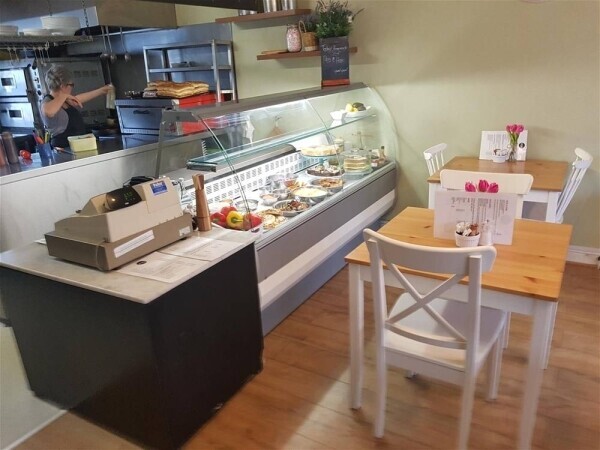 Cafe & Sandwich Bars For Sale in Saltaire Photo 3