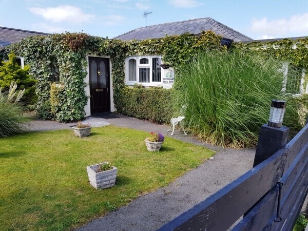Coastal holiday cottage near Rhyl Photo 3
