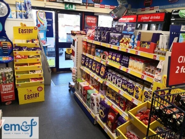 BUSY NEWSAGENTS - STONE, STAFFS Photo 3