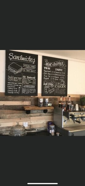 FOR SALE Well established Café/Bistro business, potential expansion, prime location Photo 3