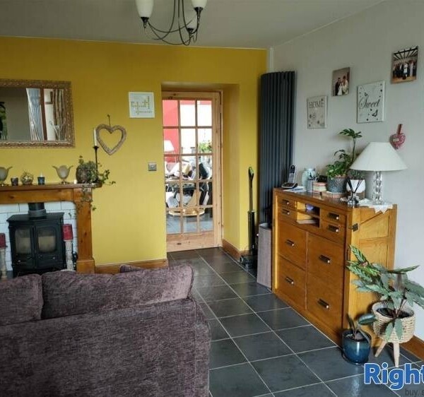 3.8 acres, Kennels & Cattery- Perth And Kinross Photo 3