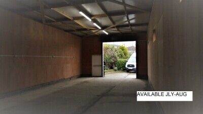 SELF CONTAINED WAREHOUSE - WORKSHOP TO RENT CROYDON