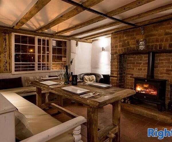 Pub / Restaurant - Buckinghamshire Photo 3