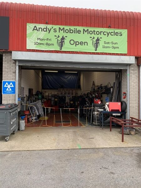 MOTORCYCLE MOT & REPAIRS CENTRE IN SWANSEA SUBURB