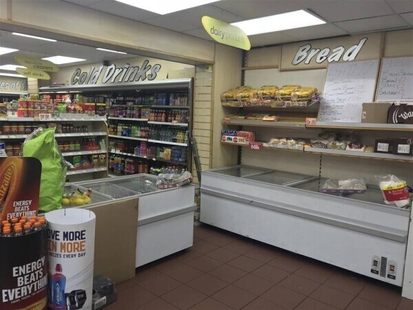 THRIVING LICENSED CONVENIENCE STORE & COUNTER NEWSAGENT IN SHIPLEY Photo 3
