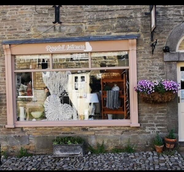 INTERIOR DESIGN ACCESSORIES & GIFTS EMPORIUM IN  YORKSHIRE DALES TOWN CENTRE