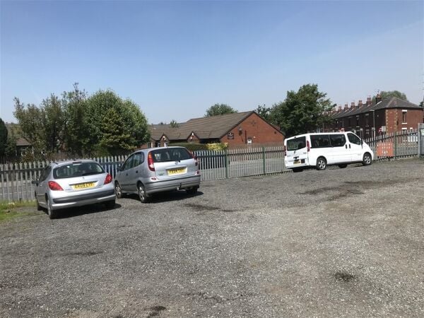 VERSATILE FREEHOLD DEVELOPMENT SITE IN ROCHDALE VERSATILE FREEHOLD DEVELOPMENT SITE IN ROCHDALE