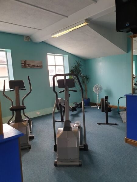 STYLISH TANNING STUDIO & LADIES ONLY FITNESS GYMNASIUM IN STOKE ON TRENT