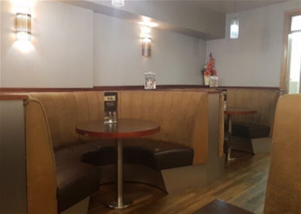 STYLISH COFFEE BAR IN CARMARTHEN TOWN CENTRE