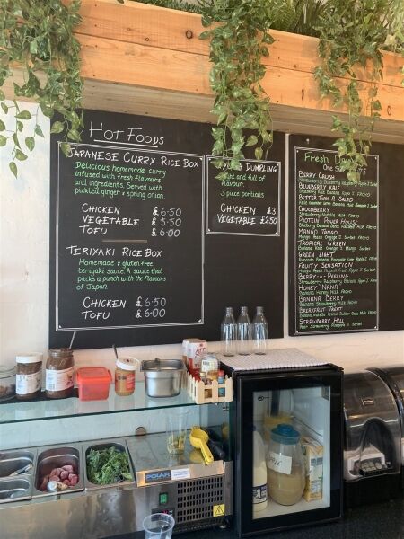 STYLISH JUICE & SUSHI BAR IN DUNDEE CITY CENTRE STYLISH JUICE & SUSHI BAR IN DUNDEE CITY CENTRE