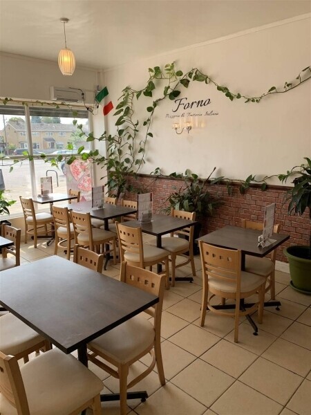 POPULAR LICENSED ITALIAN RESTAURANT & PIZZERIA IN ABINGDON Photo 3