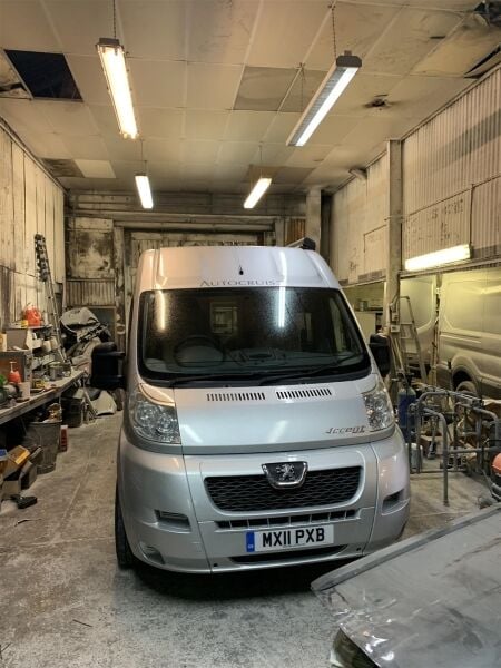 VEHICLE ACCIDENT REPAIRS & RESTORATION CENTRE IN NEWARK ON TRENT VEHICLE ACCIDENT REPAIRS & RESTORATION CENTRE IN NEWARK ON TRENT