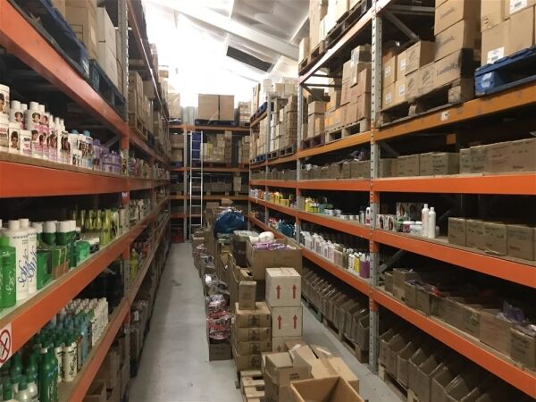 WHOLESALE HAIR & BEAUTY SUPPLIES TO THE TRADE IN THE WEST MIDLANDS WHOLESALE HAIR & BEAUTY SUPPLIES TO THE TRADE IN THE WEST MIDLANDS