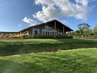 FREEHOLD 18 HOLE GOLF COURSE & CLUBHOUSE IN NORTH WALES Photo 3