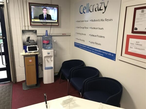 HIGHLY PROFITABLE MOBILE PHONE & TABLET REPAIRS & SALES CENTRE IN SLOUGH