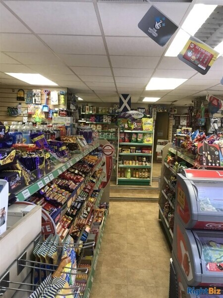 POPULAR LICENSED CONVENIENCE STORE ON PRESTONPANS HIGH STREET Photo 3