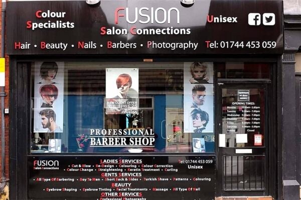 STYLISH UNISEX HAIR SALON WITH PRIVATE APARTMENT IN ST HELENS