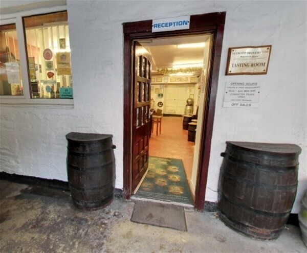 AWARD WINNING 2023/24 FREEHOLD INDEPENDENT REAL ALE BREWERY & PUBLIC BAR IN CASTLE DOUGLAS Photo 3