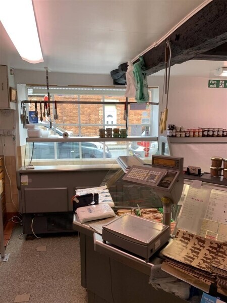 HIGH CLASS VILLAGE BUTCHER & DELI NEAR OXFORD Photo 3