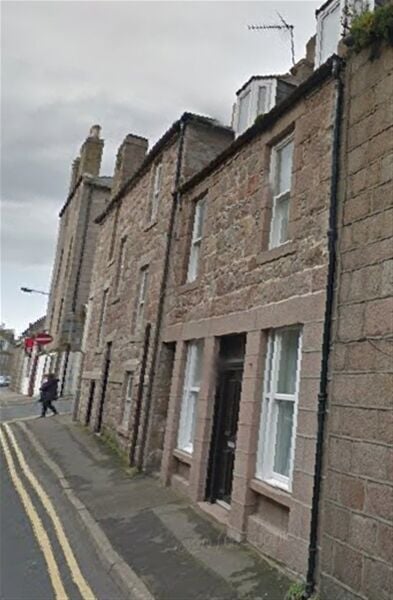 IMPRESSIVE FREEHOLD GUEST HOUSE & STUDIOS/ 7 CHARMING PROPERTIES IN PETERHEAD TOWN CENTRE