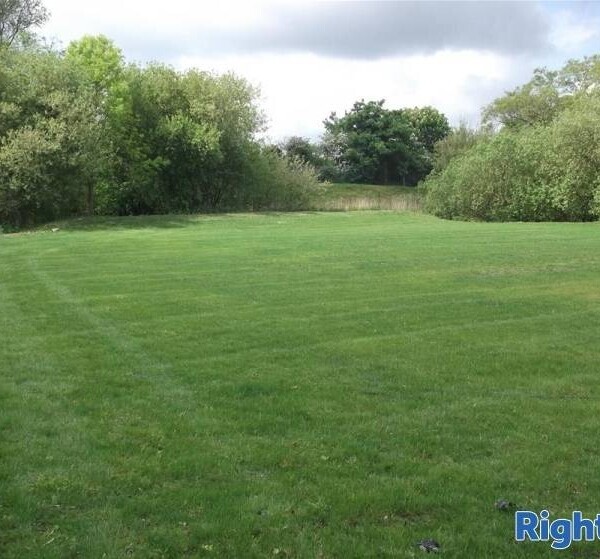 Caravan and Campsite/Development Opportunity - Hertfordshire Photo 3