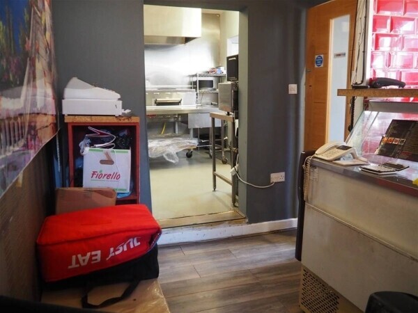 Hot Food Take Away For Sale in Cowling Photo 3