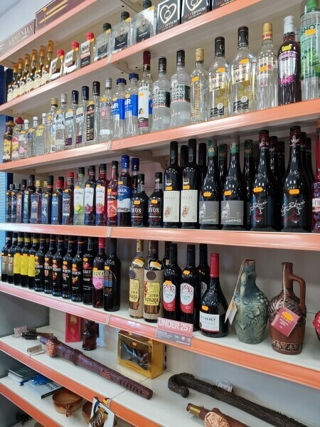 FOR SALE Off Licence, Grocery Shop, Convenience Store (Canterbury) Photo 3