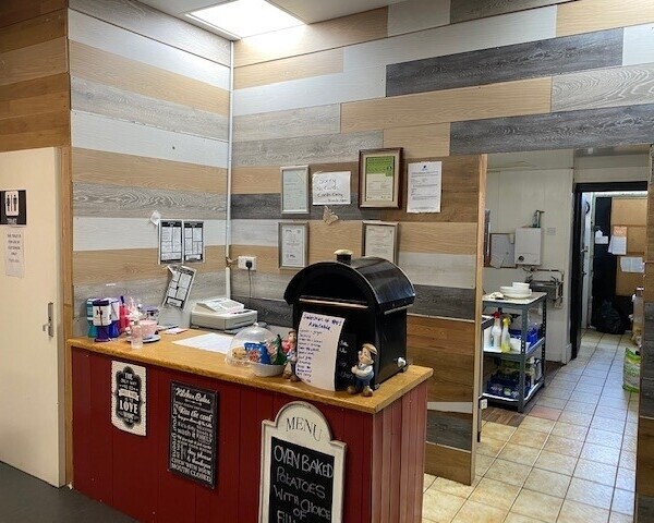 ESTABLISHED, WELL EQUIPPED CAFE IN PRIME PRECINCT TRADING LOCATION. Photo 3