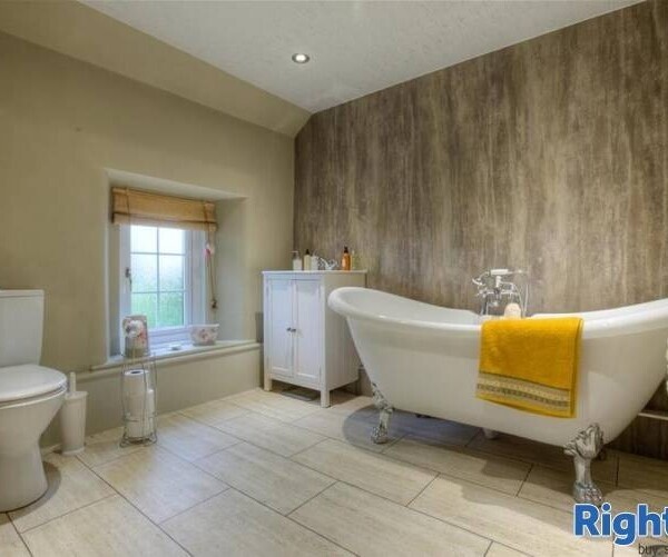 6.75 Acres, Kennels & Cattery - Cumbria Photo 3