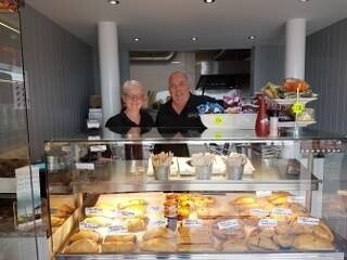 Cornish Pasty & Fast Food Takeaway/Delivery. Stunning Seafront Location. Photo 3