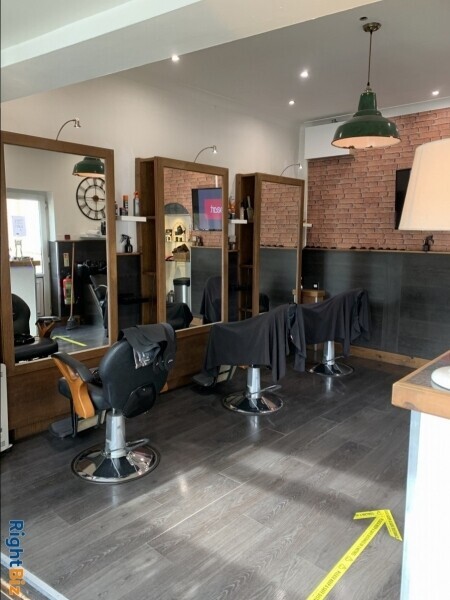 Busy. Well Established (est 1992) Lock up Barbers Shop Photo 3