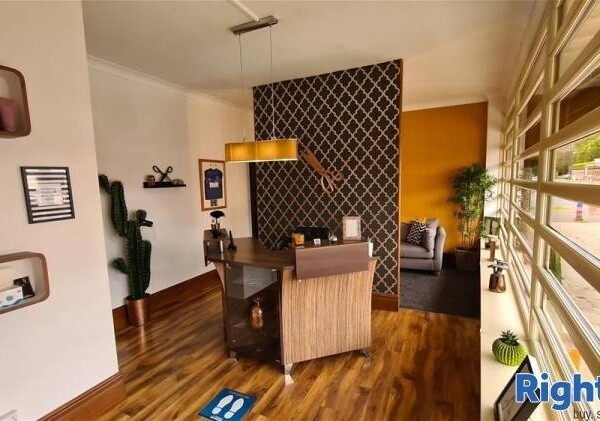 Hair Salons For Sale in Cleckheaton Photo 3