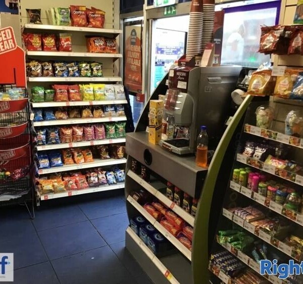CONVENIENCE STORE IN HIGHLY SOUGHT AFTER PENARTH Photo 3