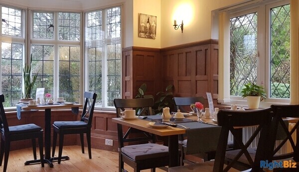 Superb Home & Income - 2 Acres New Forest Photo 3