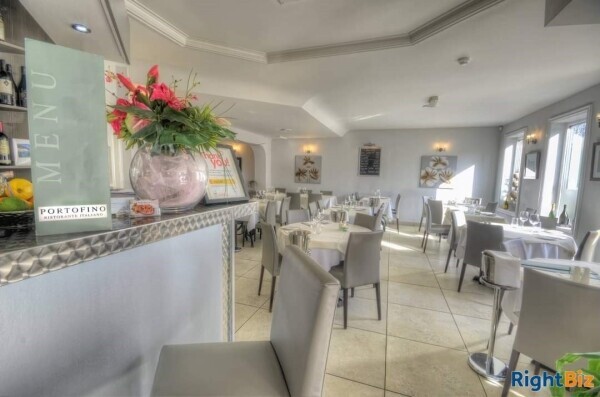 BEAUTIFUL ITALIAN RESTAURANT Photo 3