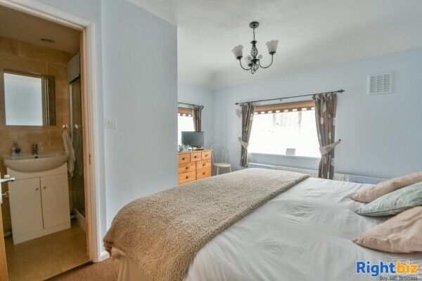 Picturesque Freehold Tearooms Photo 3