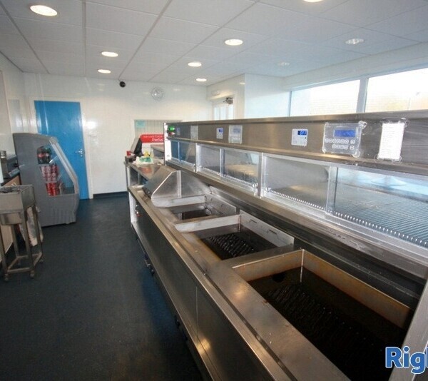 PRICE REDUCTION - Popular Fish and Chip Shop and Large Storage Unit in Thurso Photo 2