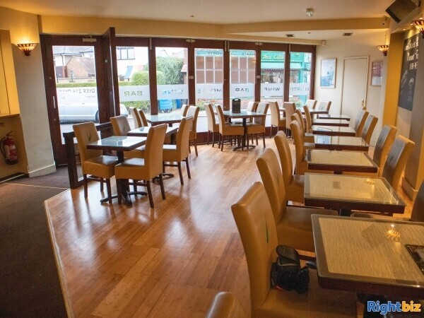 SURREY - CENTRAL WALTON-ON-THAMES WINE BAR/RESTAURANT Photo 3