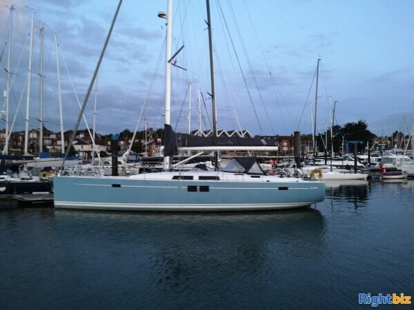 Sailing Yacht Charter Business Photo 3