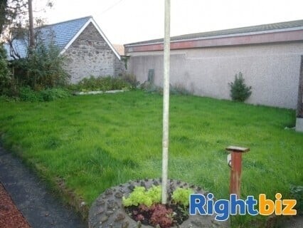 Retail Business, 2 x Commercial Properties and a 4 Bed Flat in Stranraer Photo 3