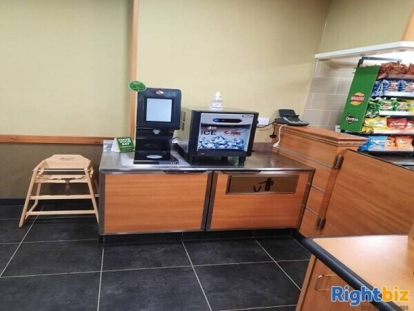 Portfolio of well known sandwich shops for sale Photo 3